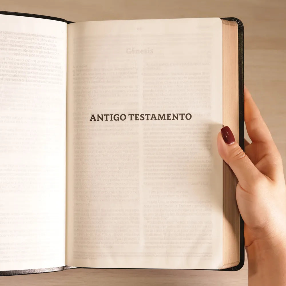 Bíblia Slim Filament | NVT | Letra Grande | Capa Couro Sintético Preto