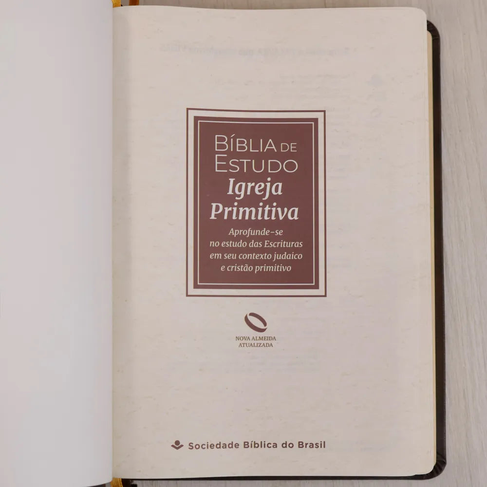 Bíblia de Estudo Igreja Primitiva NAA Capa Luxo Marrom SBB