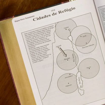 Biblia de estudo king james atualizada letra hipergigante mapa