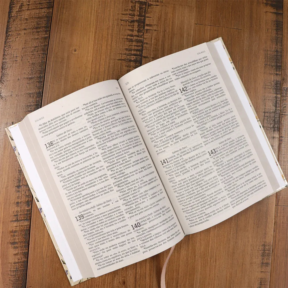 Bíblia King James 1611 KJC Capa Formosura Capa Dura letra
