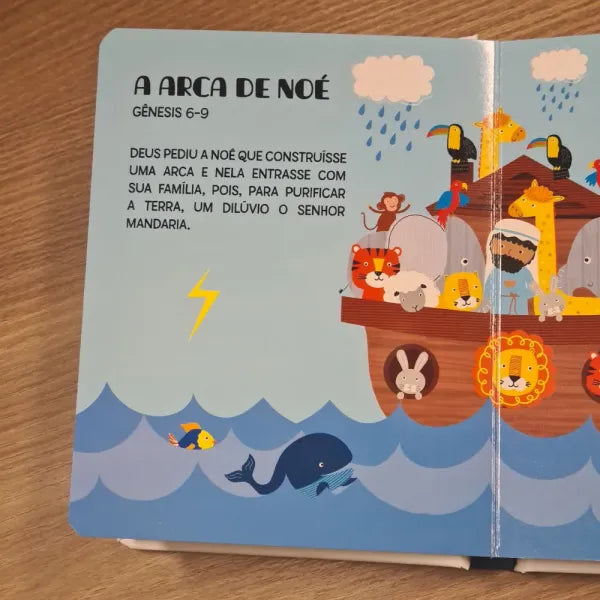 Minha Primeira Bíblia para Meninos Capa almofadada Ciranda Cultutral Noé