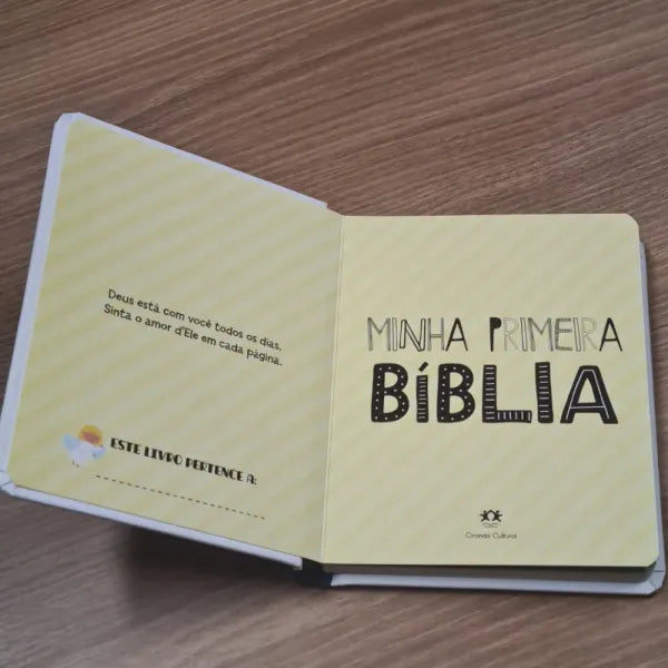 Minha Primeira Bíblia para Meninos Capa almofadada Ciranda Cultutral página